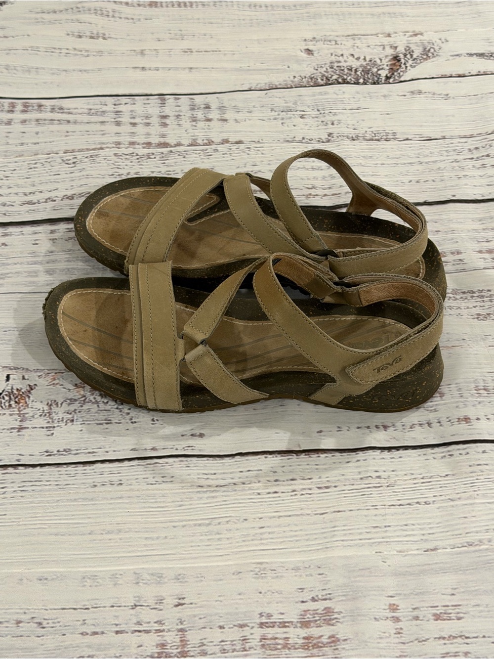 Teva Cabrillo Universal Womens 9 Tan Ankle-Strap Comfort Sandal Outdoor Gorpcore